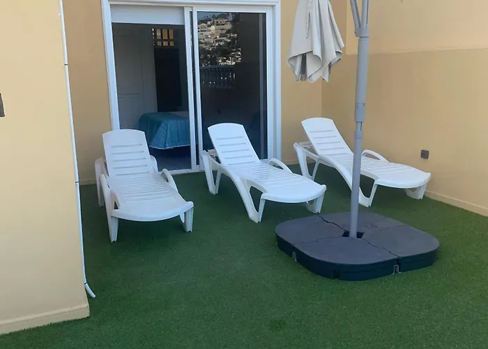 Con Encanto En Brisas Apartment